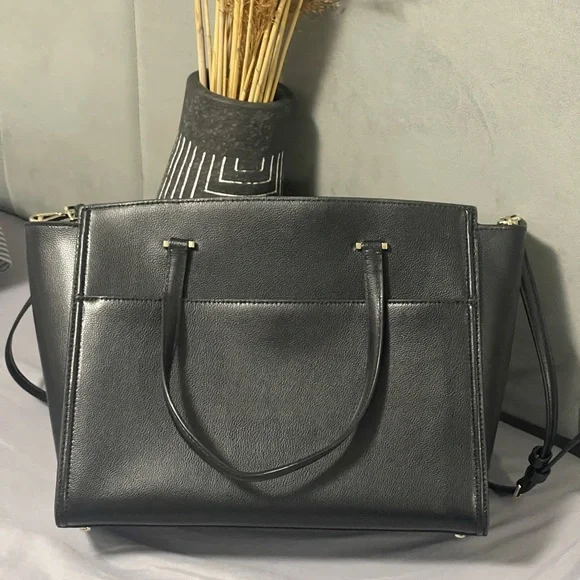 Kate Spade Elegant Black Tote New without tags🏷️ - Picture 7 of 8